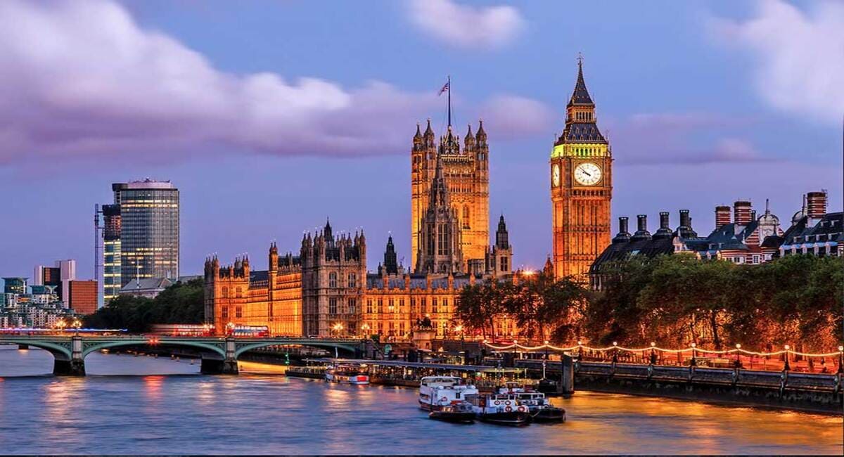 LONDRA - ROYAL HOLLOWAY UNIVERSITY OF LONDON  