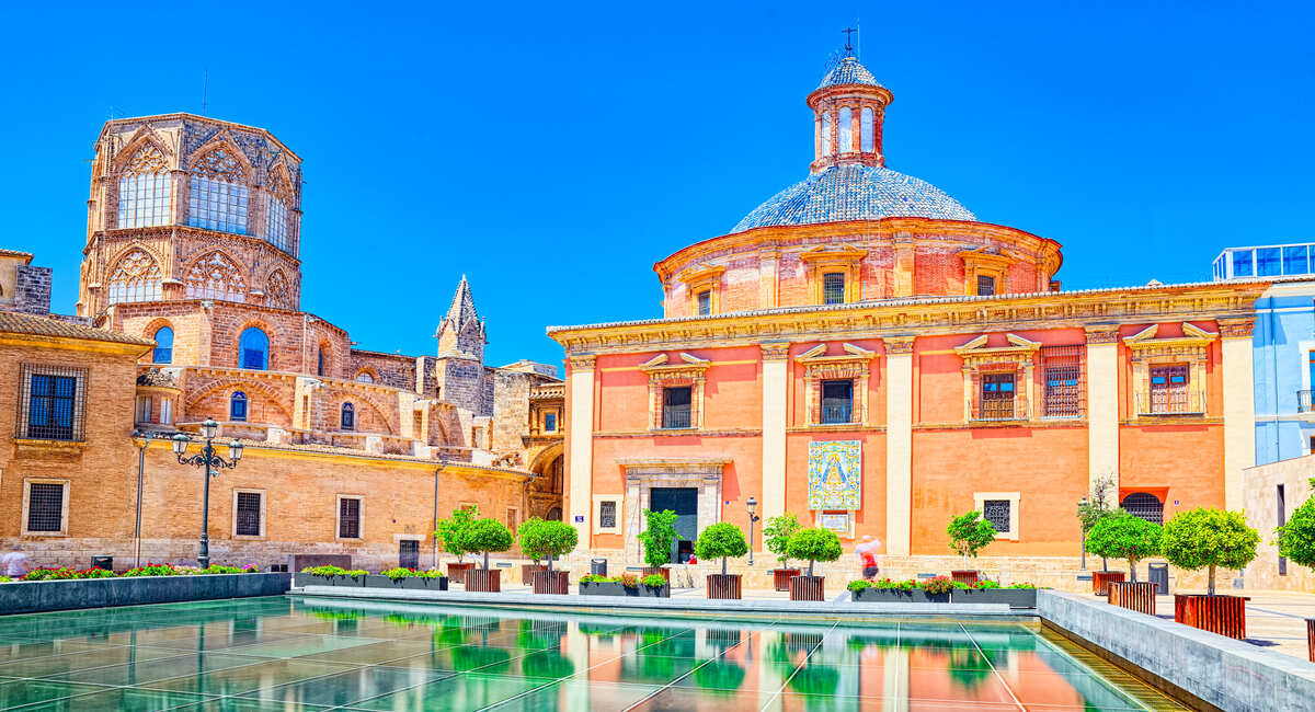 VALENCIA  