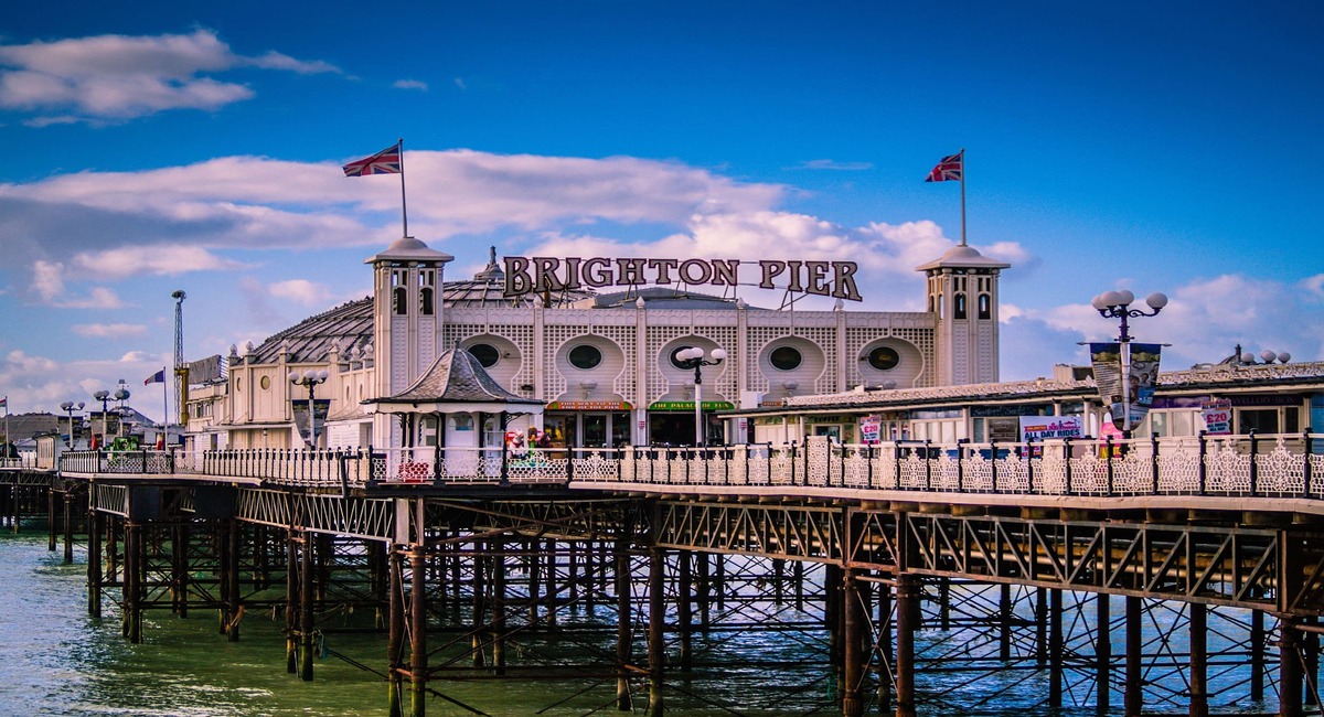 BRIGHTON - BRIGHTON COLLEGE 